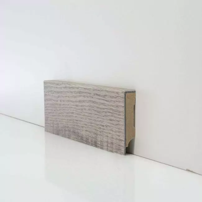 Плинтус напольный  54852 (10-010-04655)