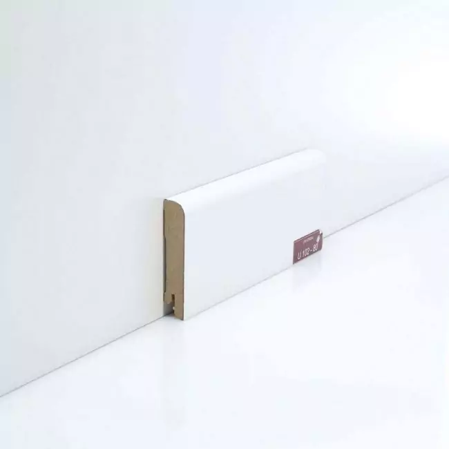 Плинтус напольный Universal Белый U 102-80 (10-017-10005)