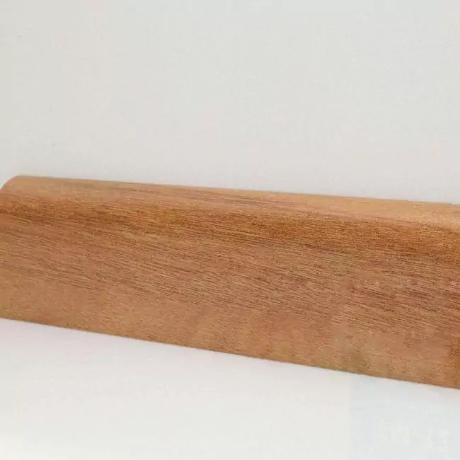 Плинтус напольный  Тм-32 (10-010-04596)