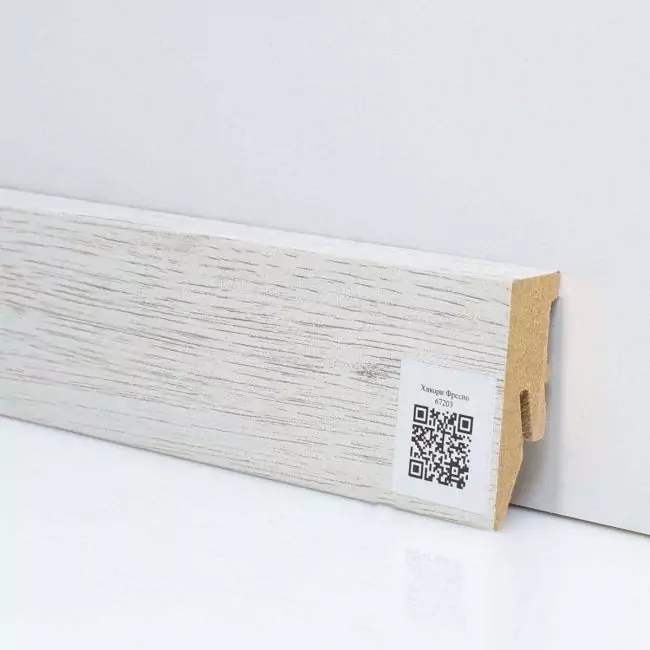 Плинтус напольный  Хикори Фресно 67203 (10-100-00356)