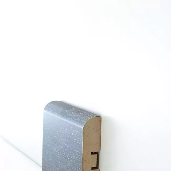 Плинтус напольный  Дуб Wallon (PL-R010-07)