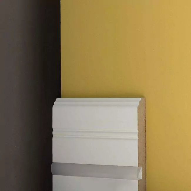 Плинтус напольный  Pn 120 Led (10-009-09755)