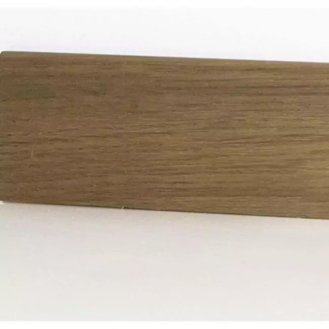 Плинтус напольный  Дуб Коричневый Шпонированный Прямой 70х15 (10-100-00744)