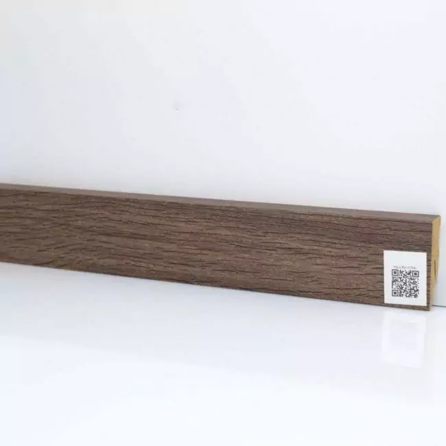 Плинтус напольный  Орех Рут 67236 (10-100-00295)
