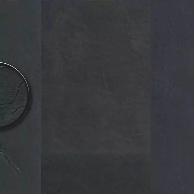 Виниловый ламинат Natural Stone 605 Gleam Slate Black (16-010-00117)