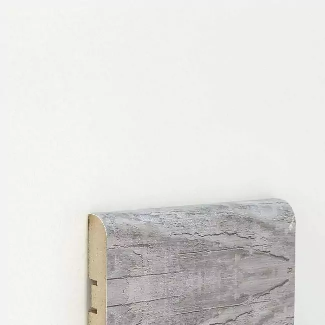 Плинтус напольный  Дуб Fleron (PL-E007-03)