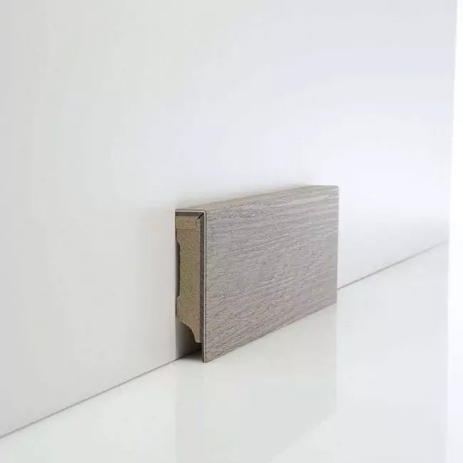 Плинтус напольный  24825 (10-010-04635)