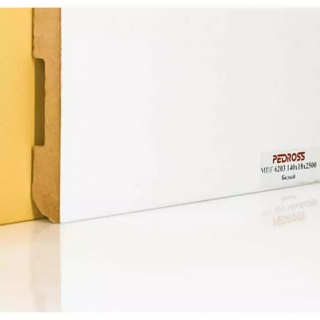 Плинтус напольный  White Белый Mdf6203 140x18 (10-100-00719)