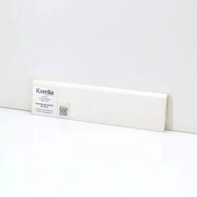 Плинтус напольный  Дуб Milk White Ral9010 (10-010-01452)