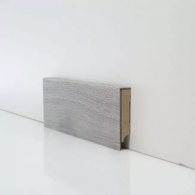 Плинтус напольный  22937 (10-010-04631)