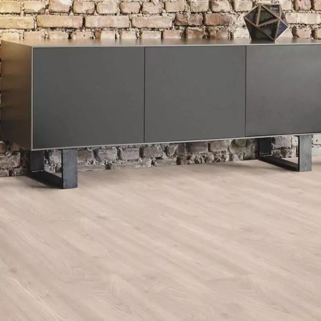 Ламинат Classic Touch 8 Стандарт Каштан Fagales 34899 Eg (10-010-04831)