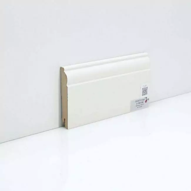 Плинтус напольный Universal Кремовый U 104-100 9010 (10-017-10011)