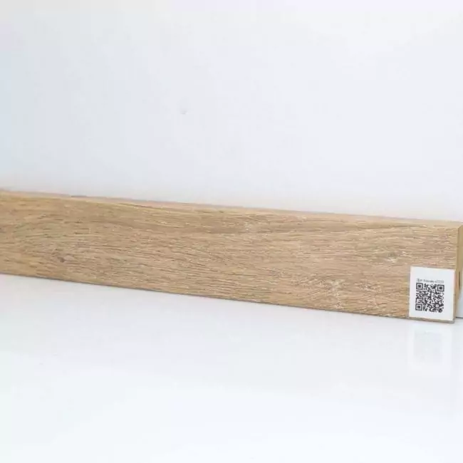 Плинтус напольный  Дуб Алиано 67233 (10-100-00306)