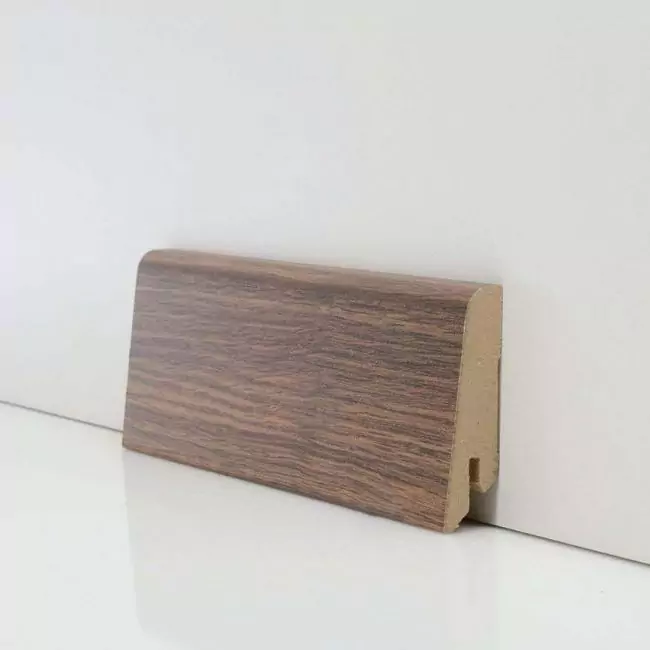 Плинтус напольный  L421 (10-010-00387)