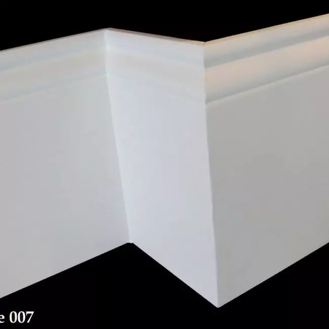 Плинтус напольный  Base 007 (10-100-01244)