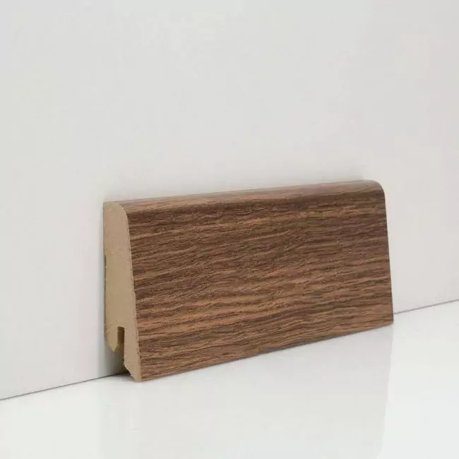 Плинтус напольный  L421 (10-010-00387)