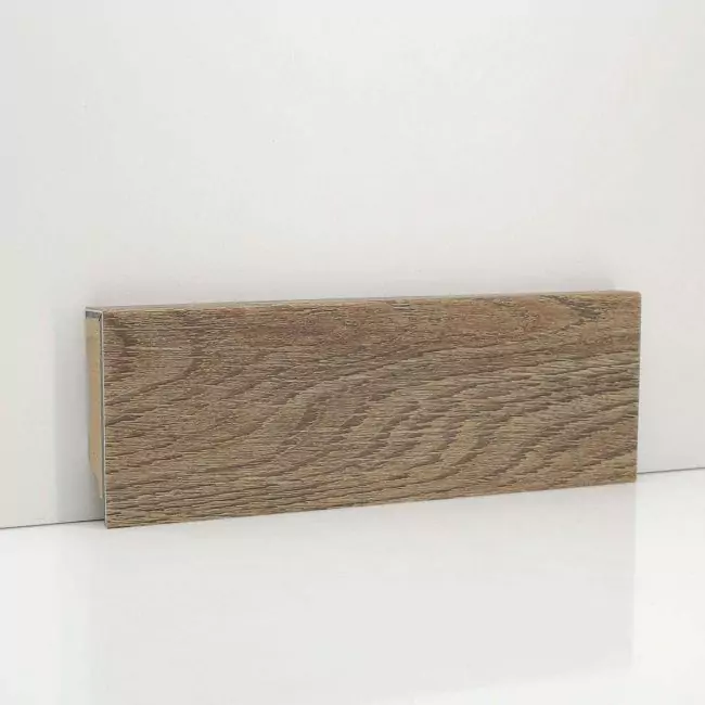 Плинтус напольный  24825 (10-010-04635)