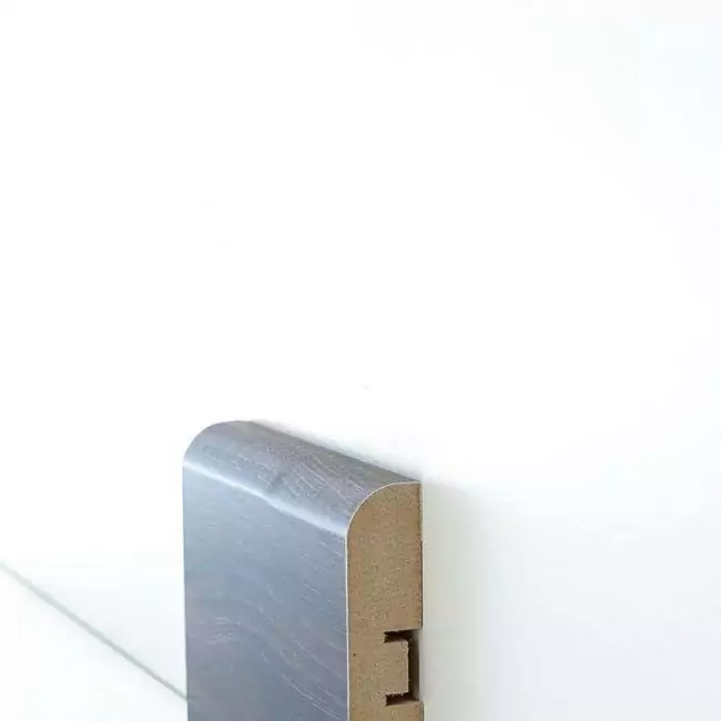 Плинтус напольный  Дуб Leuven (PL-E011-02)