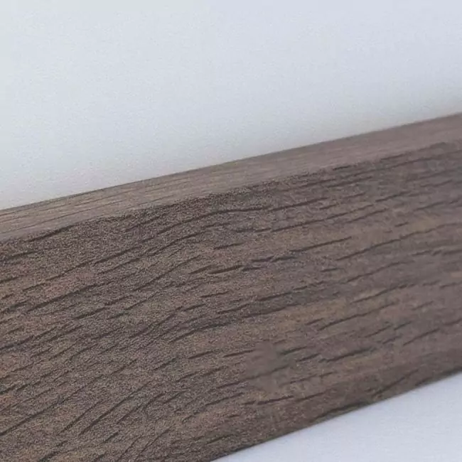 Плинтус напольный  Орех Рут 67236 (10-100-00295)