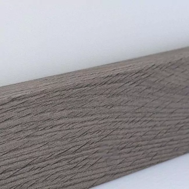 Плинтус напольный  Дуб Коло 67268 (10-100-00304)