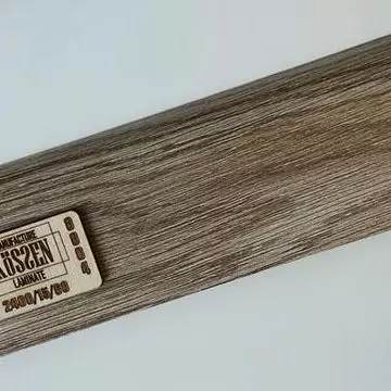 Ламинат Classic Дуб Серебряный 8804 (33-001-00062)