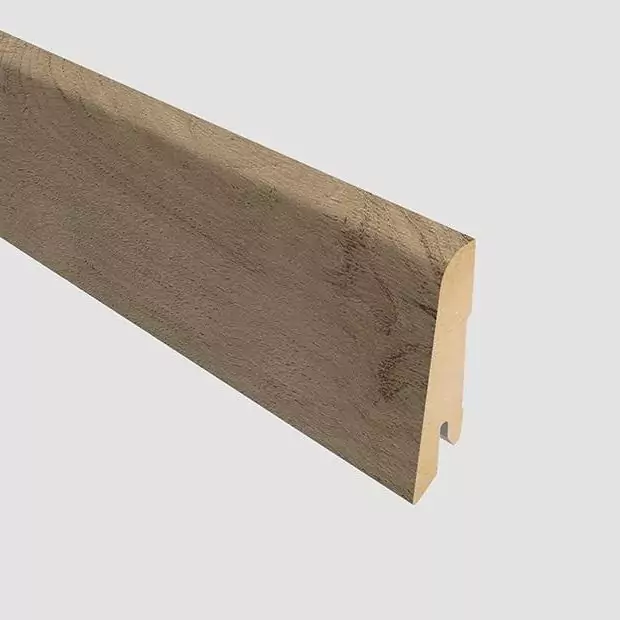 Плинтус напольный  L579 (10-010-00358)