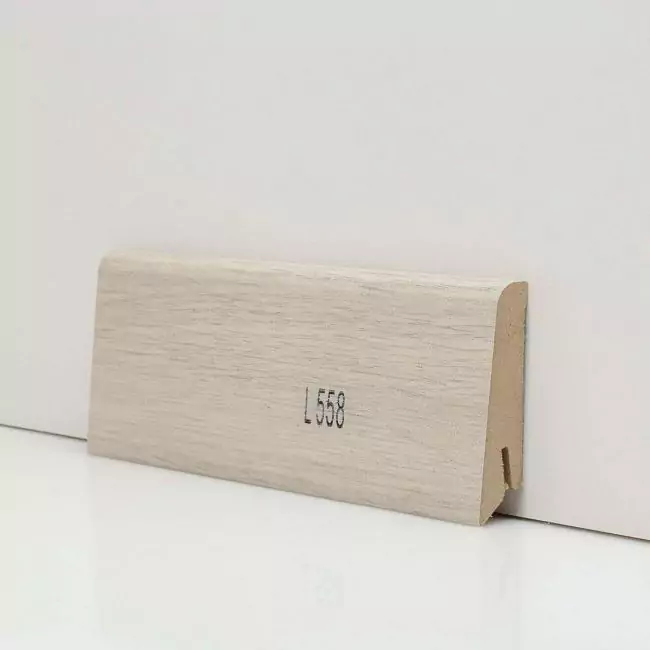 Плинтус напольный  L558 (10-010-00403)