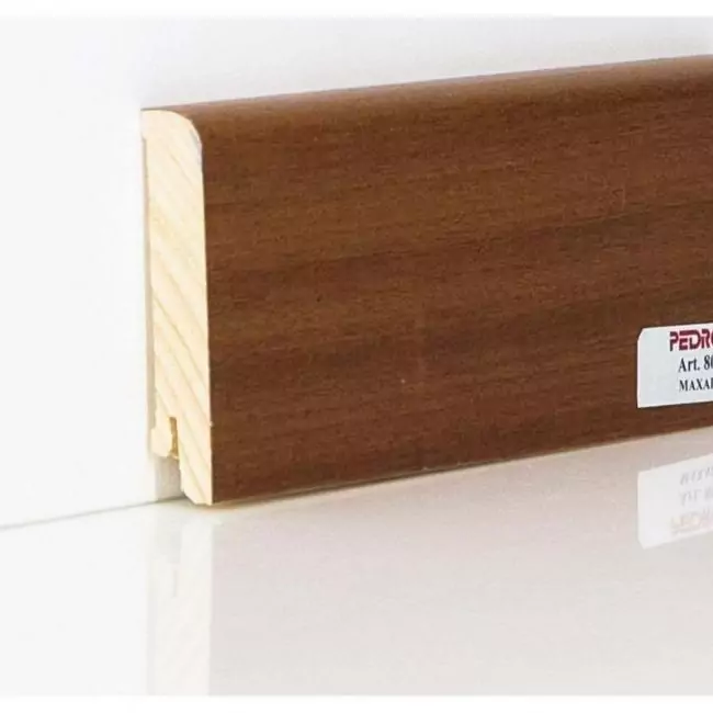 Плинтус напольный  Махагон Шпонированный Прямой 80х18 (10-100-00784)