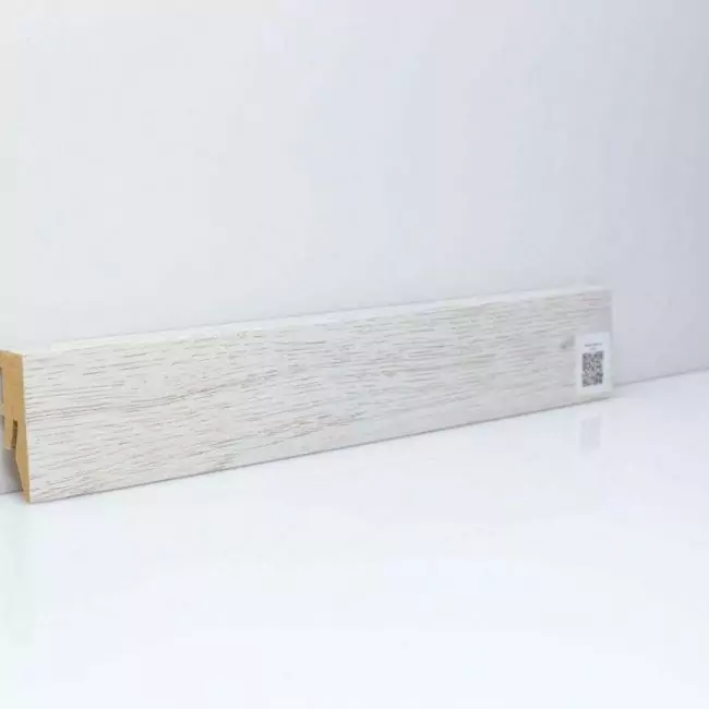 Плинтус напольный  Хикори Фресно 67203 (10-100-00356)