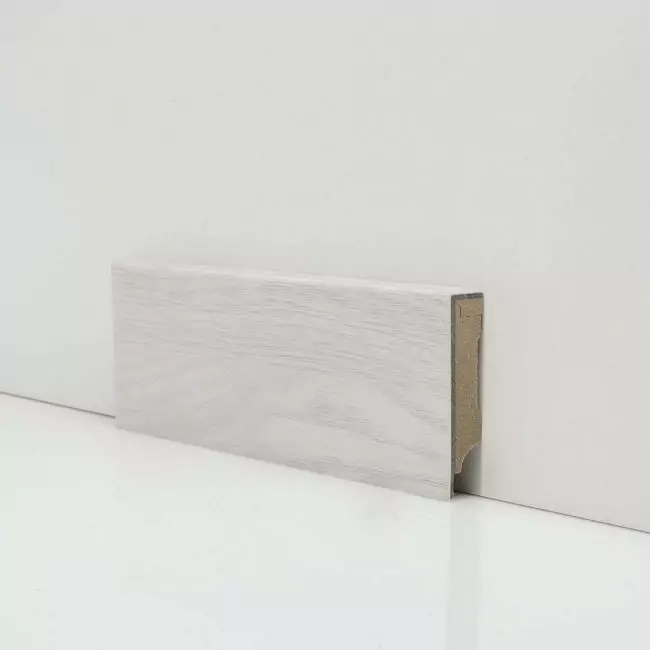 Плинтус напольный  51102 (10-010-04658)