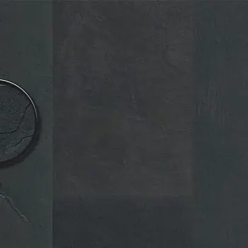 Виниловый ламинат Natural Stone 605 Gleam Slate Black (16-010-00117)