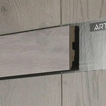 Плинтус напольный  Дуб Данди (2223810)