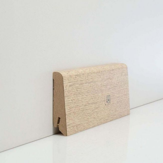 Плинтус напольный  L490 (10-010-00393)