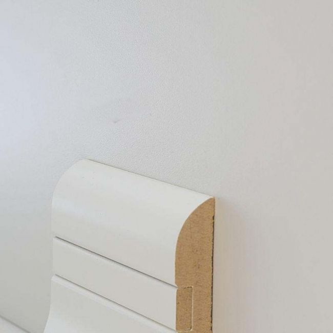 Плинтус напольный  01-083-18 (10-010-02248)