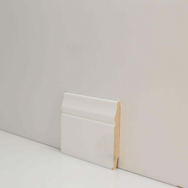 Плинтус напольный  04-083-10 (10-010-02251)