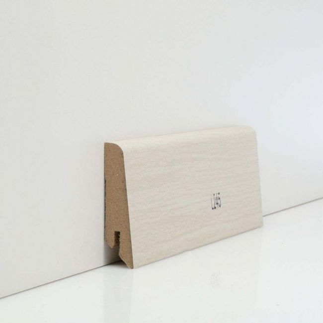 Плинтус напольный  L245 (10-010-00341)