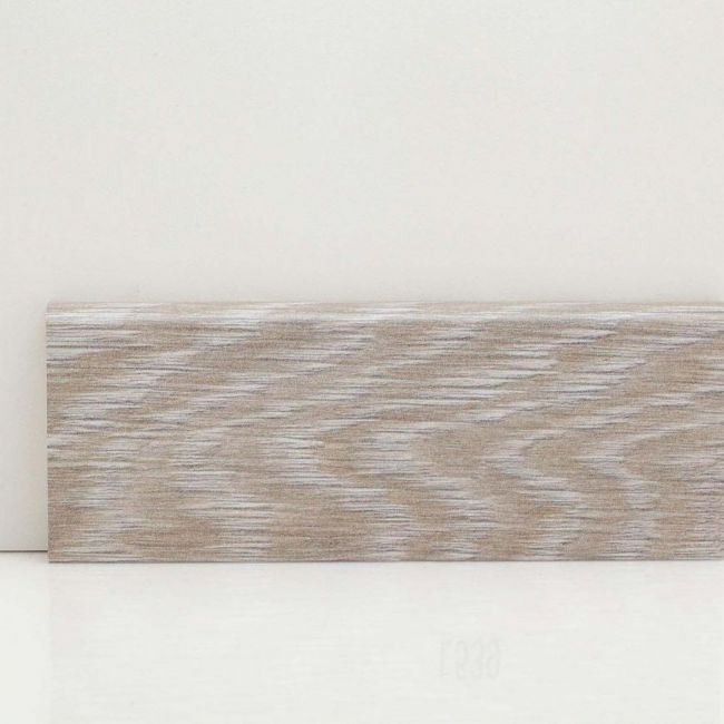 Плинтус напольный  L539 (10-010-00399)