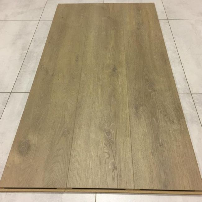 Ламинат Solid Plus Дуб Миндальный 529 (69-001-00015)