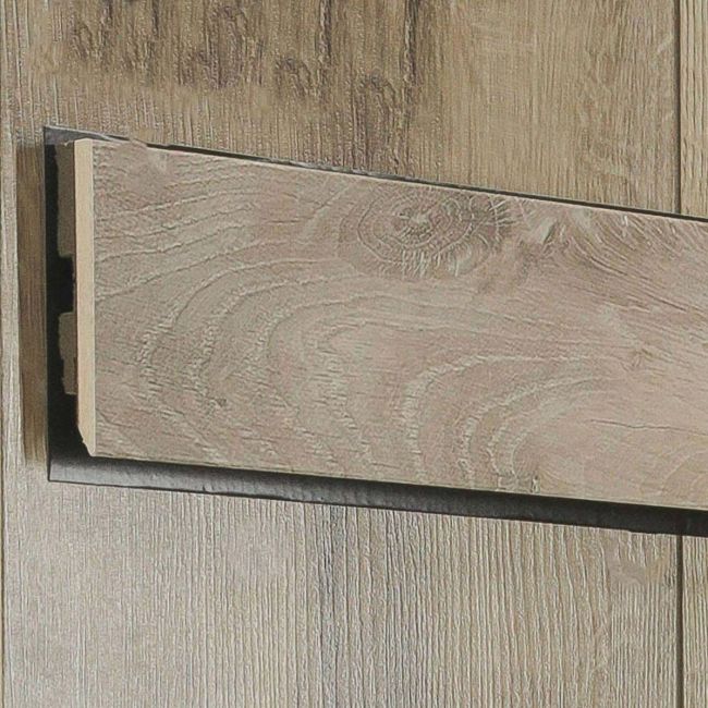 Плинтус напольный  Дуб Коннемара (2223899)