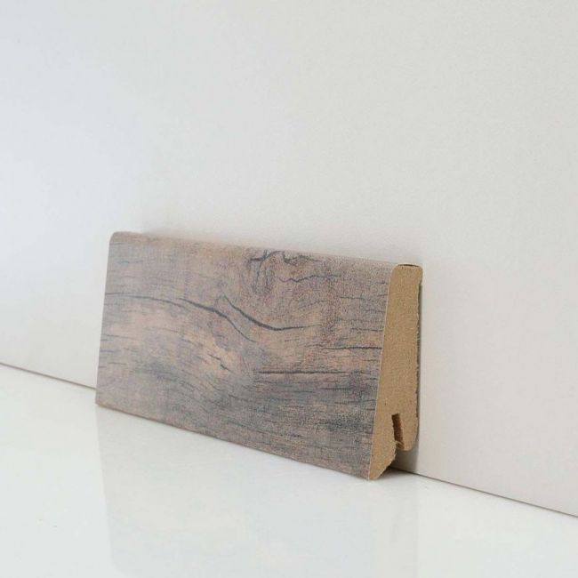 Плинтус напольный  L591 (10-010-00337)