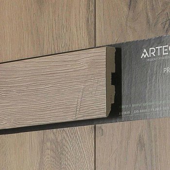 Плинтус напольный  Дуб Серенгети (10-009-09855)