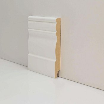 Плинтус напольный  24-136-16 (10-010-02270)