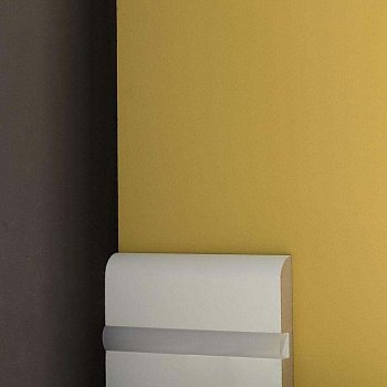 Плинтус напольный  Pn 050 Led (10-009-09752)