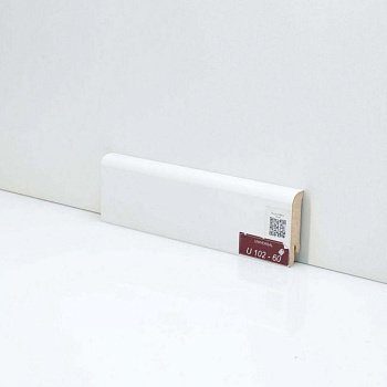Плинтус напольный Universal Белый U 102-60 (10-017-00005)
