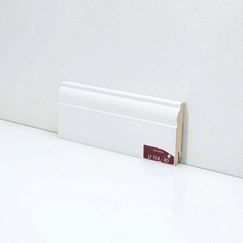 Плинтус напольный Universal Белый U 104-80 (10-017-00007)